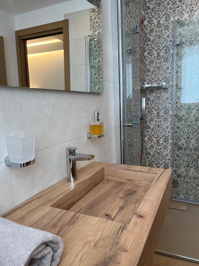 Tassullo Le Rocce Val Di Non - Quality Room & Breakfast מראה חיצוני תמונה